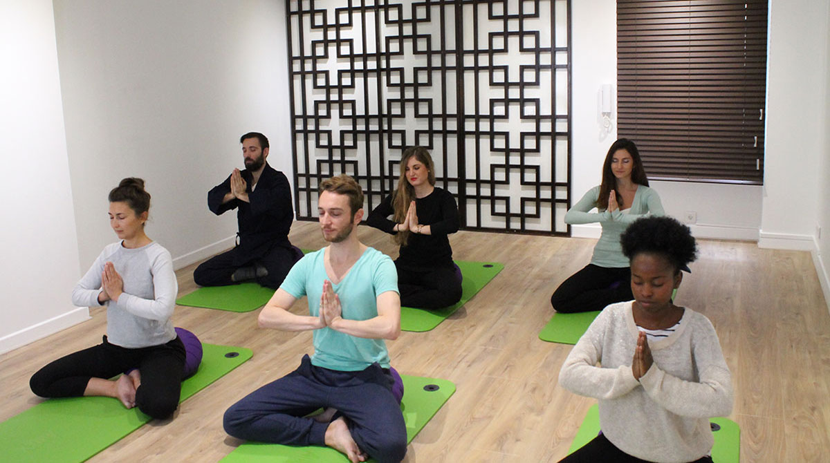 La méditation : origine, déroulement et bienfaits d’une séance